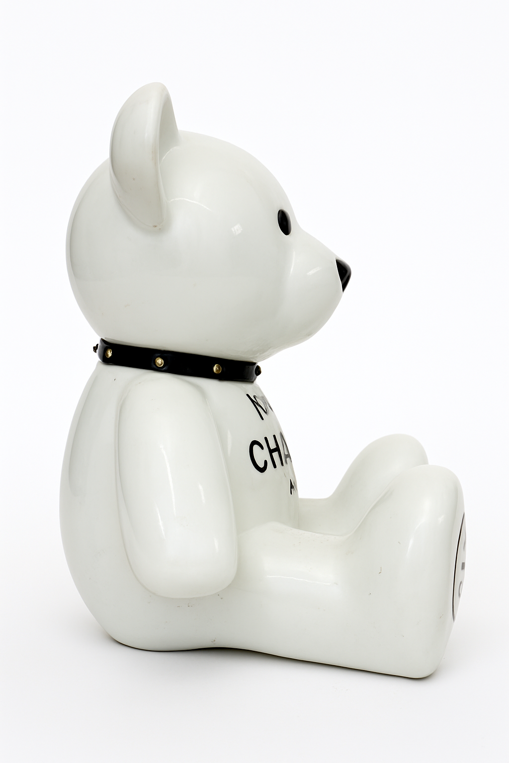 Chanel N5 Beer Ghost Art Sculptuur
