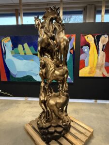 Theo Mackaay – Sculptuur Dans van de Acht Gouden Paarden