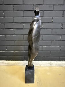 Theo Mackaay Bronzen Sculptuur Vrouwelijke Figuur